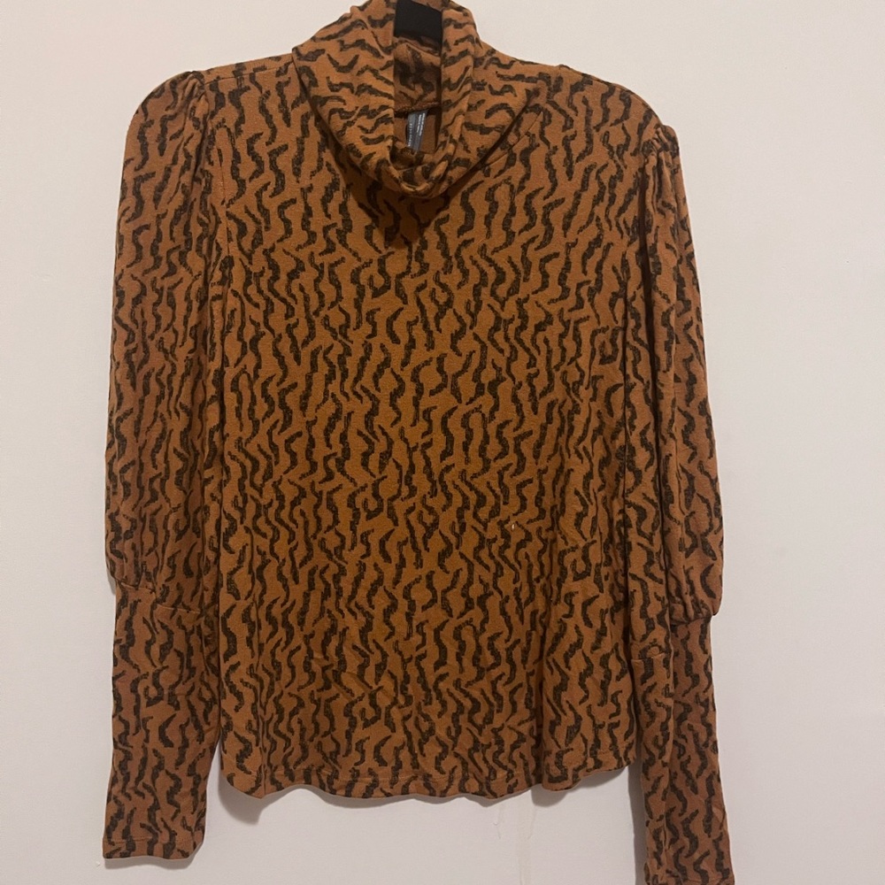 Brushed turtle neck top